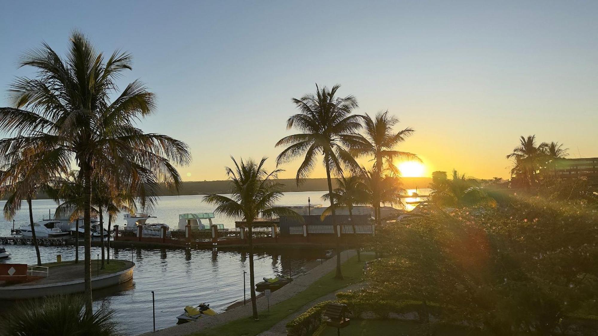 Apartamento Lindo Com Vista Lago Brasilia Exterior foto